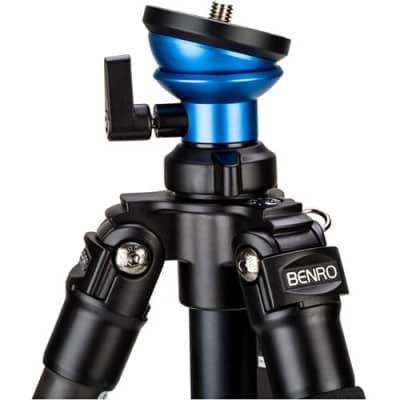 Benro Aluminum Tripod with S2 PRO 60mm Flat Base Video Head