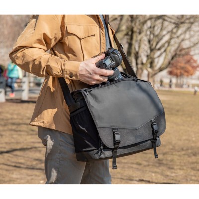 TENBA DNA 16 PRO MESSENGER BAG BLACK